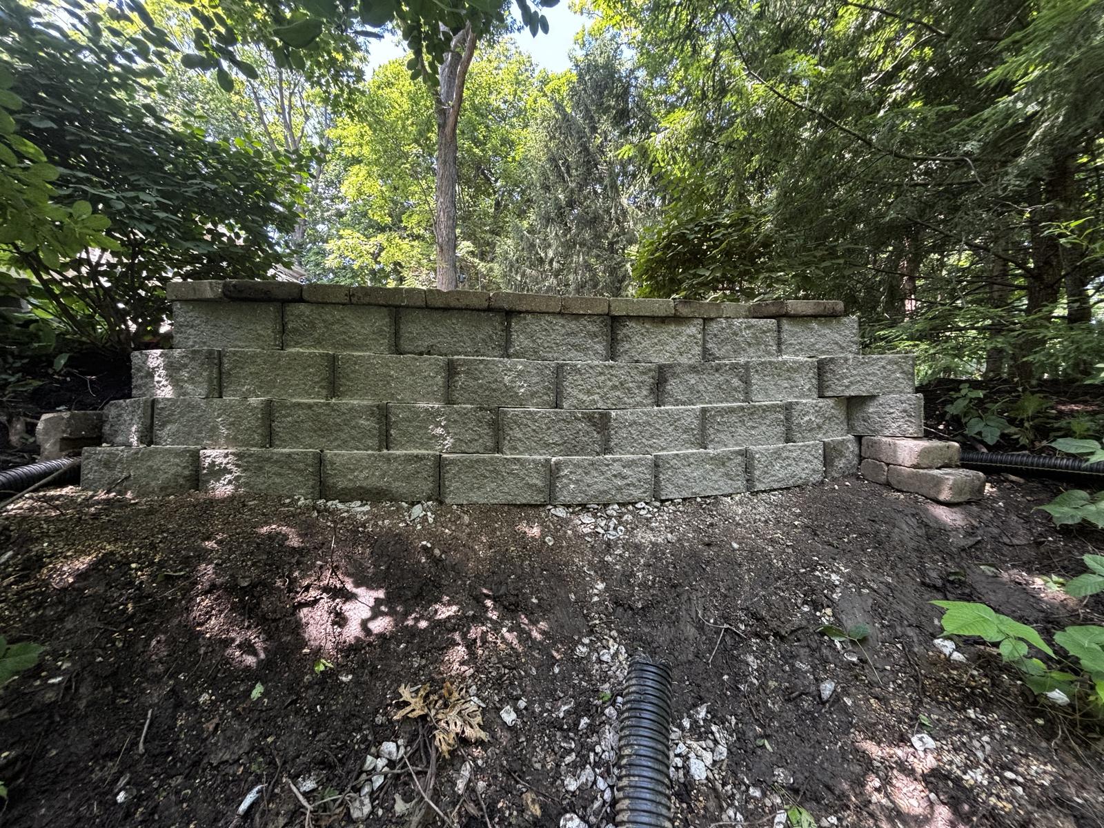 Finished retaining wall stonework